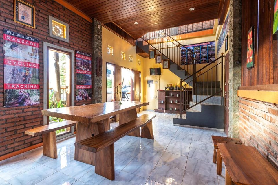 The GARUDA villa & Restaurant Hotel in Bali
