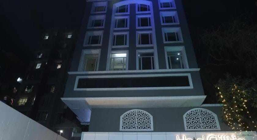 Hotel cliffton Hotel in Mumbai