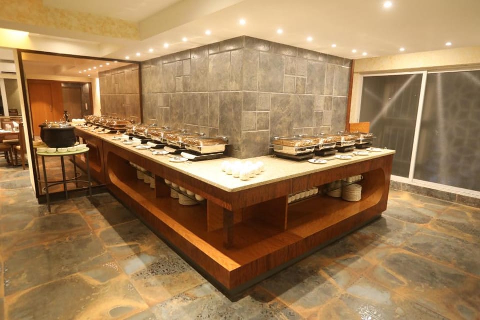 Hotel cliffton Hotel in Mumbai