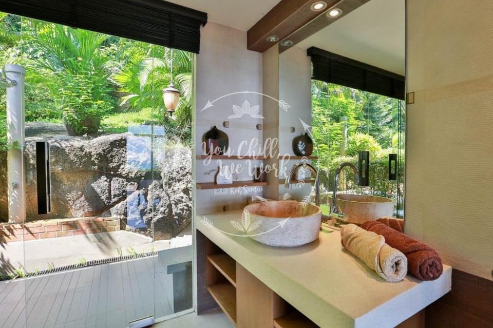 Night Jasmin Villa Sea View 4 BR Amazing Price Villa in Ko Samui