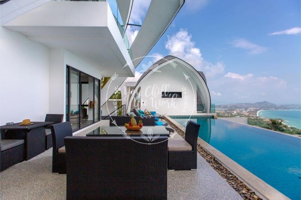 Moon Paradise The Most Beautiful Sea View 4 BR Villa in Ko Samui