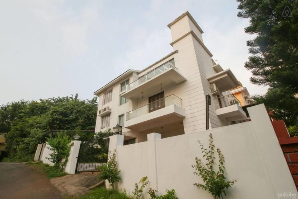 Pearl Villa 4BHK Private Pool Villa Villa in Goa, India