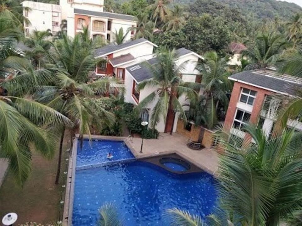 SUS ALLURE VILLA 4BHK LUXURIOUS DUPLEX POOL VILLA  Villa in Goa, India