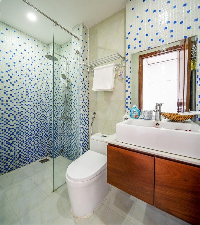  Luxury House-4 Bedroom- 3 Mins walk My Khe Beach Vacation rental in Da Nang
