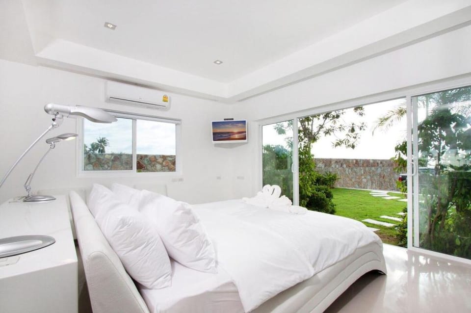 7th Heaven Beach Front pool villa Villa in Pattaya City