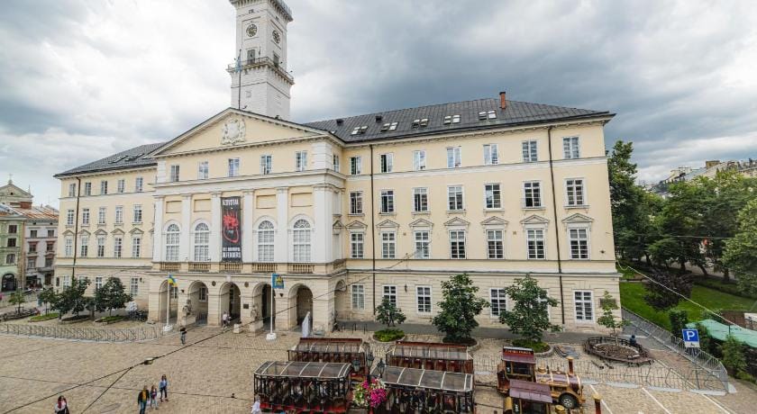 Apartments JustLvivIt at the Rynok Square Apartment in Lviv