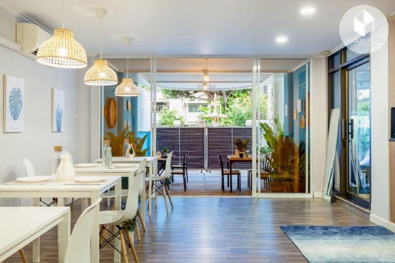 Whole 3F in Townhouse BTSNana Nightlife Terminal21 Vacation rental in Bangkok