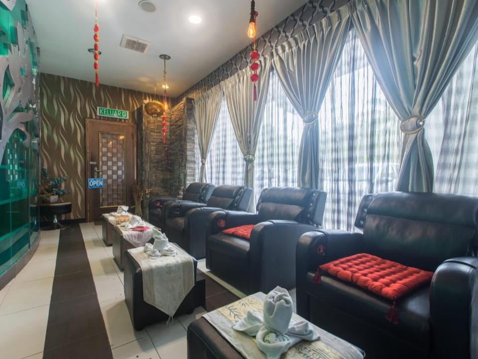SPOT ON 89858 Rebecca's Homes Hotel in Kota Kinabalu