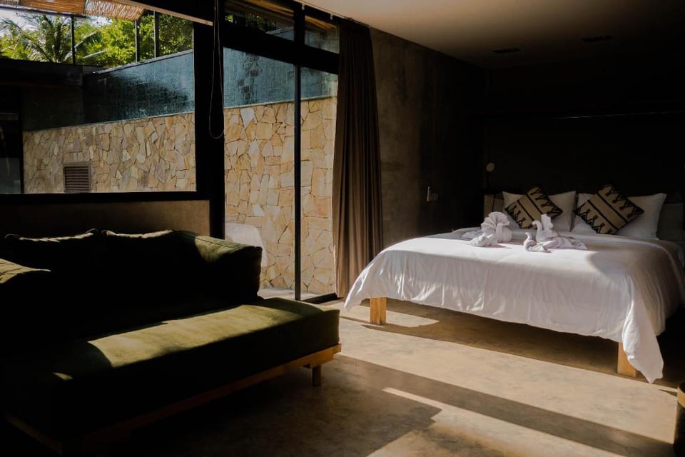 Villa Kiri - Secluded Jungle Paradise Villa in West Praya