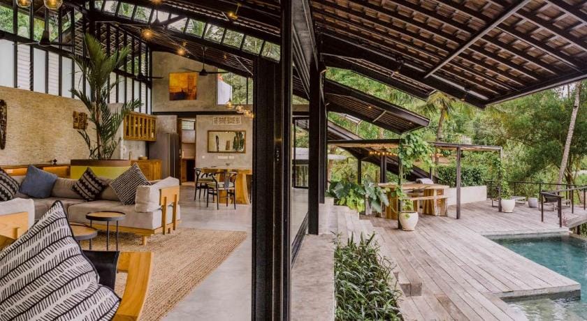 Kirikan Villas - Secluded Jungle Paradise Villa in West Praya