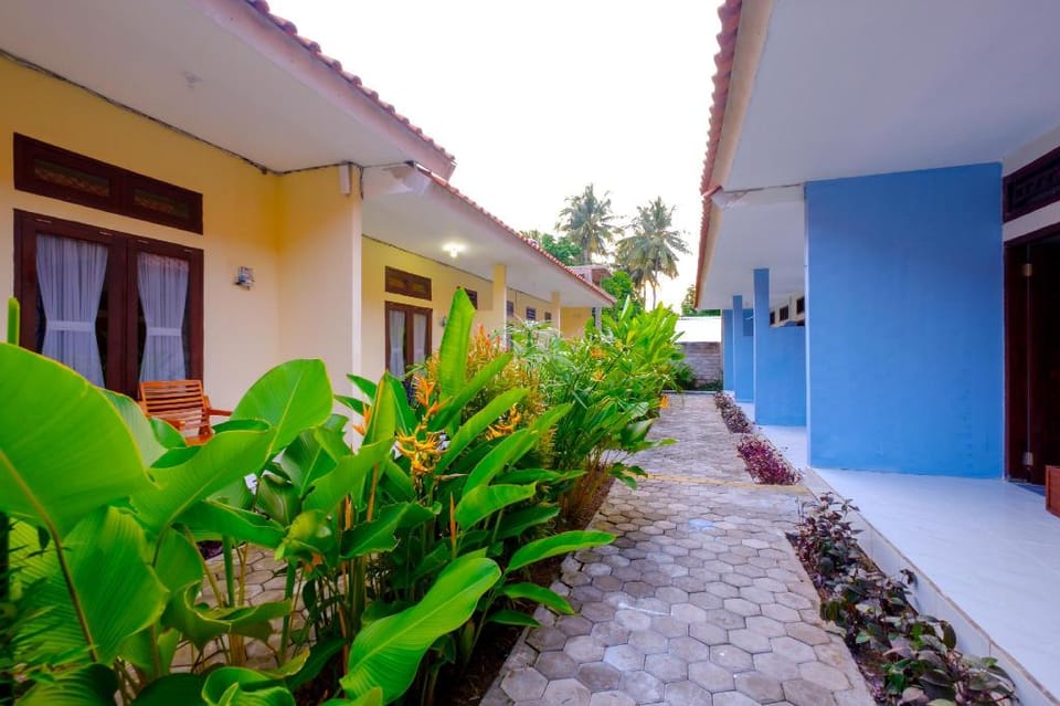 OYO 2864 Mangsit Garden Homestay Vacation rental in Batu Layar