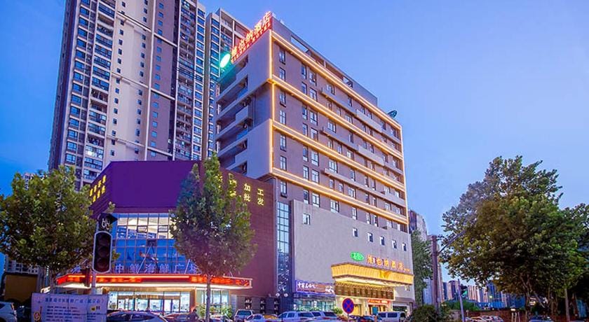 Vienna Hotel Wuhan Hankou Railway Station Xingye Road Shiqiao Hotel in Wuhan