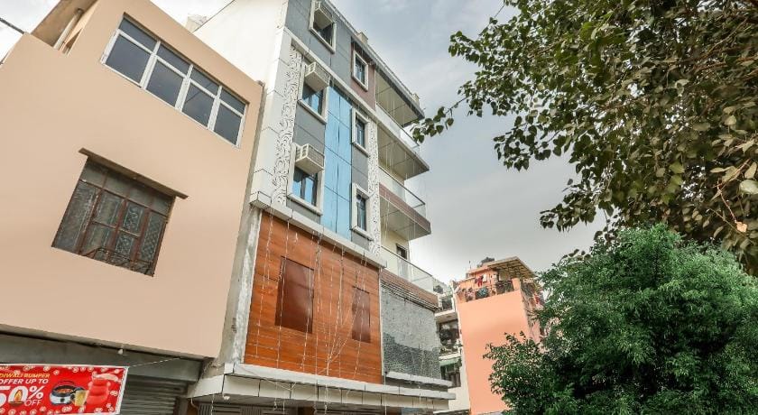 Hotel O Anshun Residency Near Mk Cinemas Rohini Hotel in Delhi