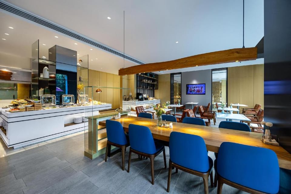 Atour Hotel Jinan Qianfoshan Wenhua East Road Hotel in Shandong