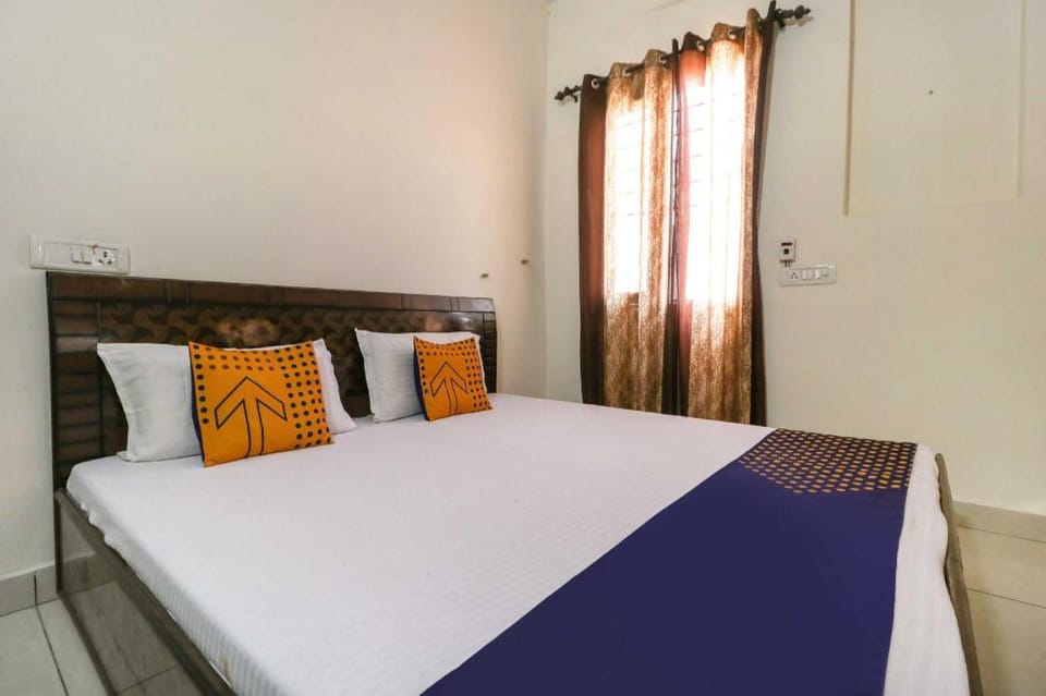 SPOT ON 66973 Hotel Chandigarh Highway Hotel in Punjab, India