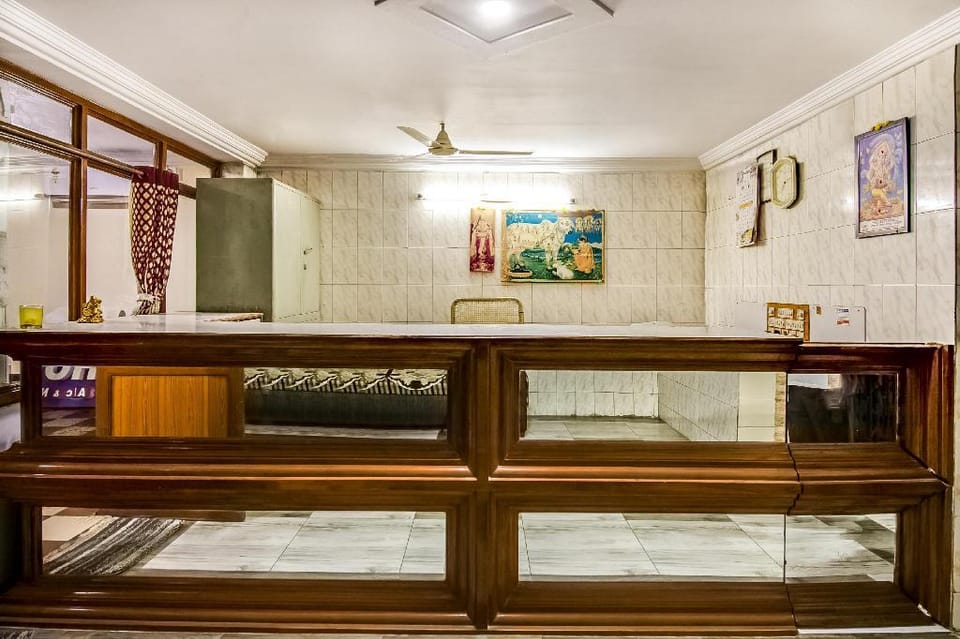 SPOT ON Sri Surya Lodge Hotel in Guntur