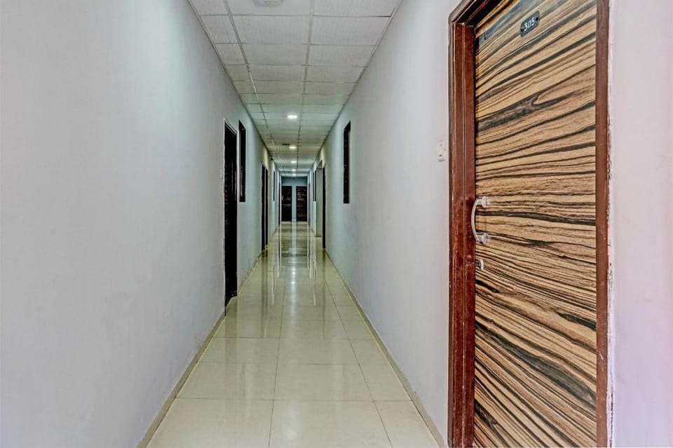 Hotel O Bhumi World Hotel in Thane