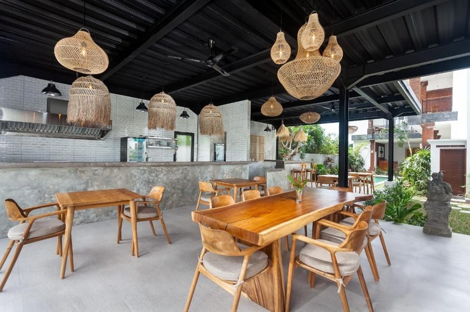 Sujiwa Ubud Hotel & Villa Bed and Breakfast in Blahbatuh