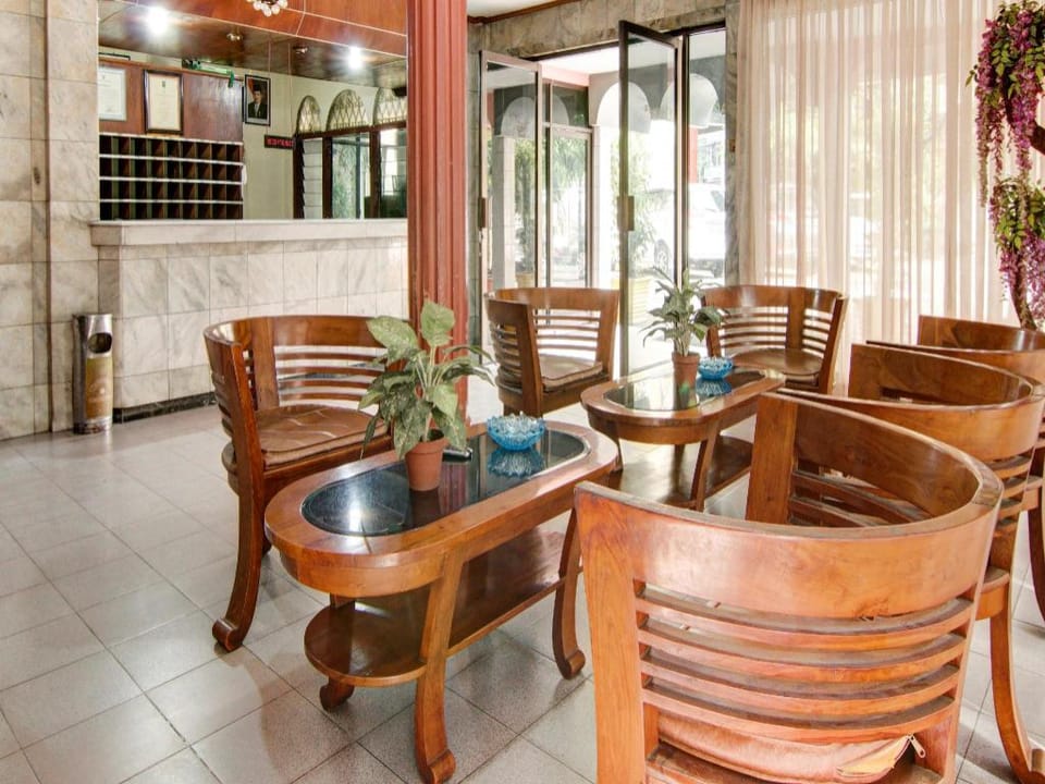 SPOT ON 2690 Hotel Tampan Hotel in West Sumatra, Indonesia