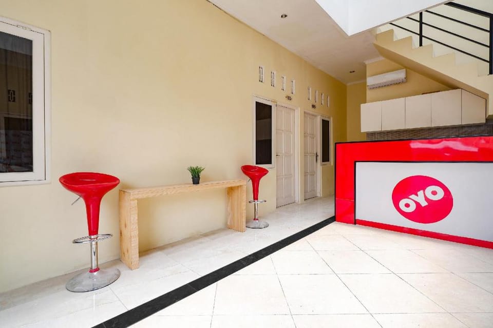 OYO 2856 Wisma Fortuna Syariah Hotel in Indonesia