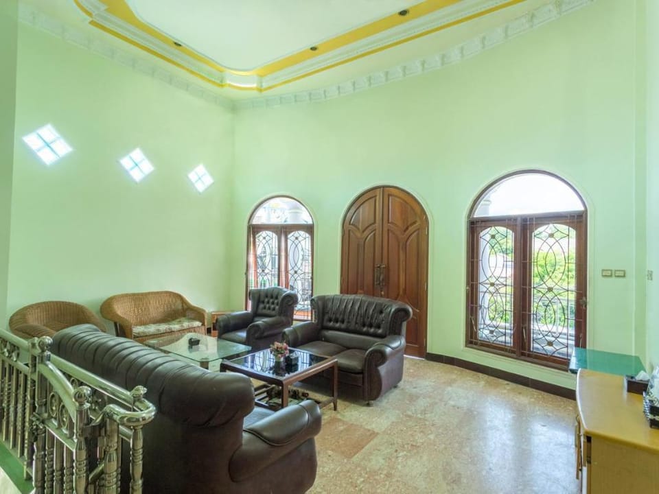 OYO 2848 Senaz Guesthouse Hotel in West Nusa Tenggara, Indonesia