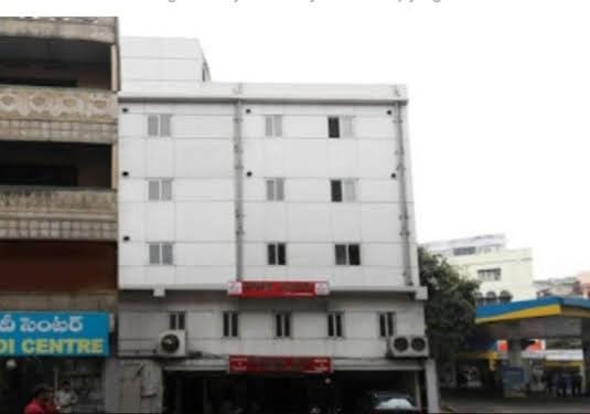 Hotel O by OYO V Square Hotel in Hyderabad