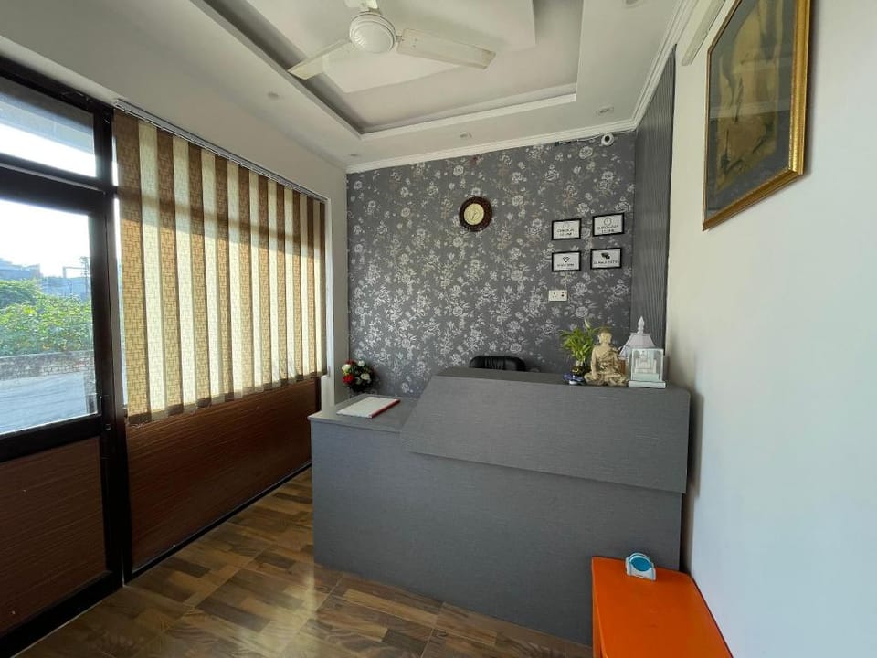 Hotel Arrow 19 Hotel in Uttar Pradesh