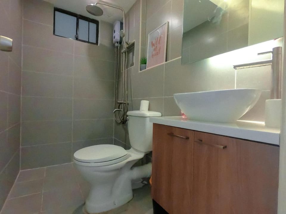 Cozy condo with Netflix and PS4 near to Airport Apartment in Muntinlupa