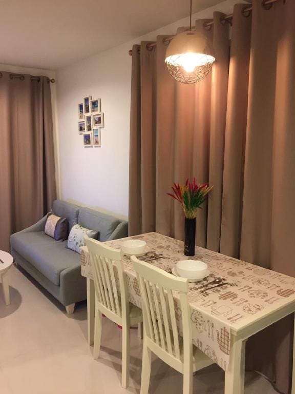 Energy Hua Hin - Pool View, Private Beach, Fitness Apartment in Thailand