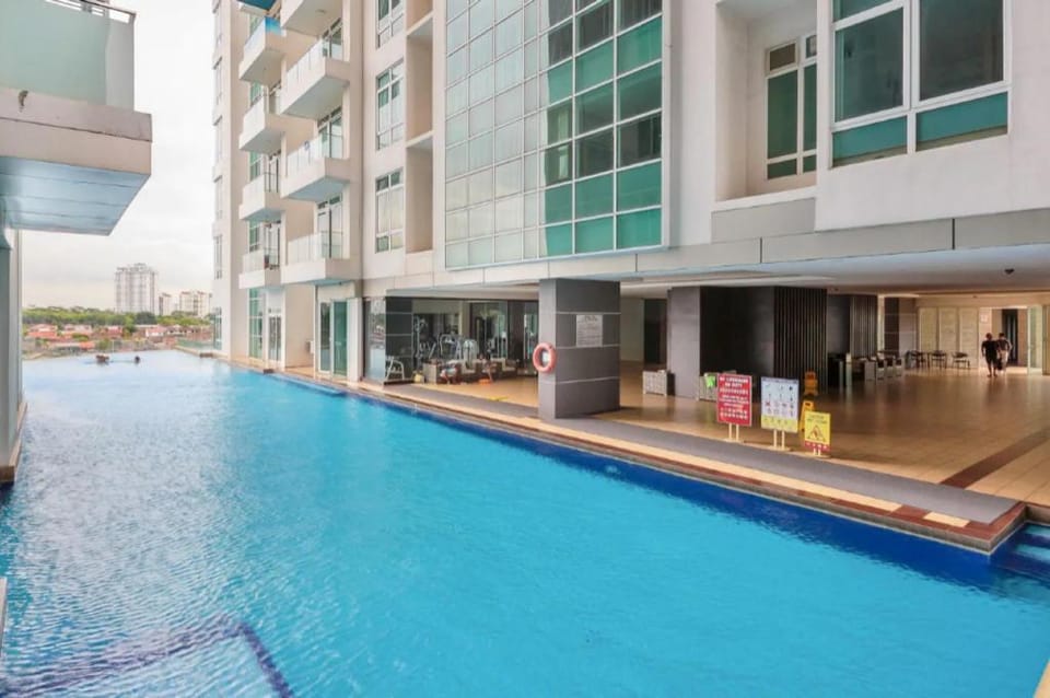 KSL Cozy 3bed| JB City NetflixYouTube Midvalley Apartment in Johor Bahru