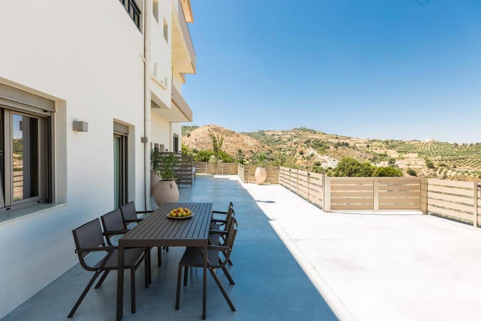 Panorama Luxury Rooms Apartment in Crete