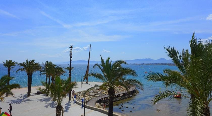 Acantilados Apartment in Salou