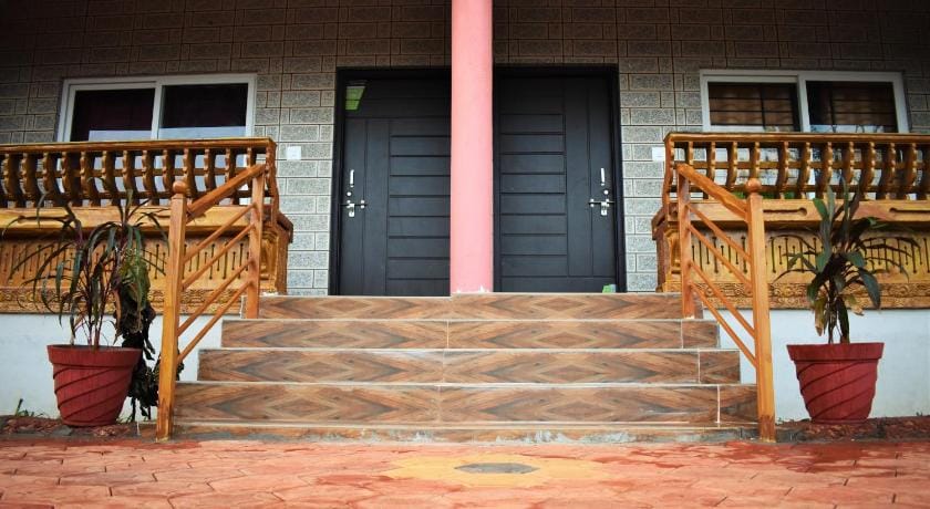 Viraz Valley Hotel in Karnataka