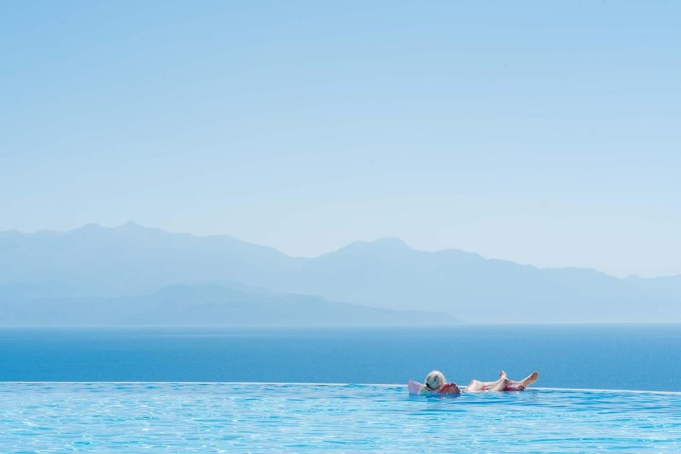 WHITE DONKEY BOUTIQUE Hotel Hotel in Messenia