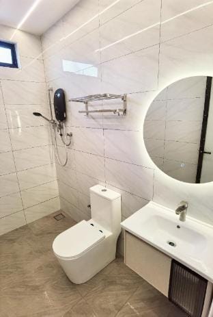 New Renovated 2 Min To BP Mall, Aeon big, Mcd 3BR Vacation rental in Johor