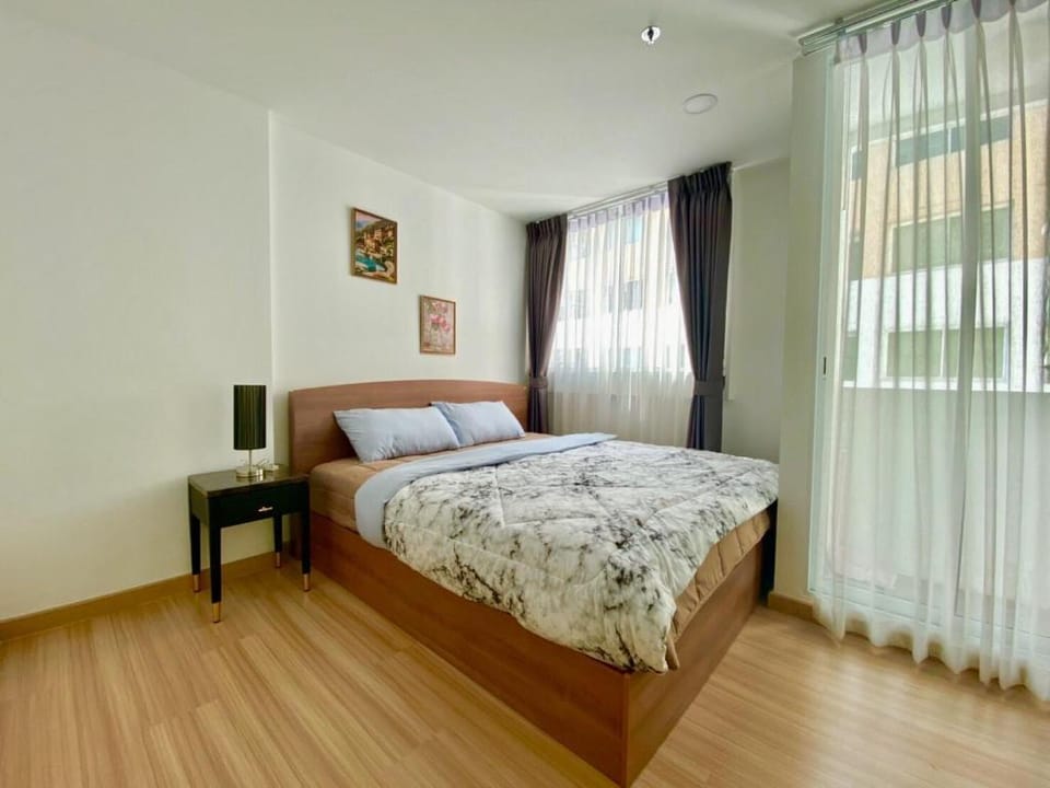 Chateau in Town Rama 8 by  JR416 Apartment in Bangkok