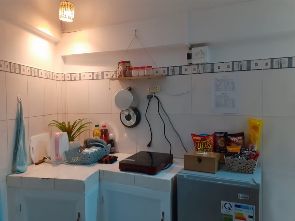 LaLa mini house + Balcony - 5min to Ninh Kieu Quay Vacation rental in Cambodia