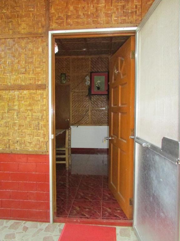 Felipa Beach Residence - Lotus Vacation rental in Dumaguete