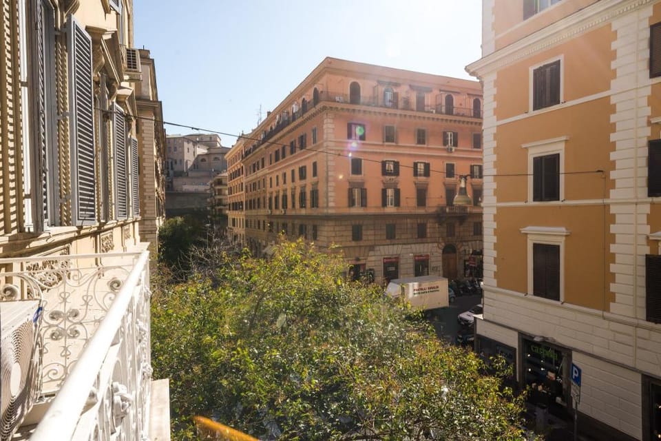 The Cozy Vatican Flat Apartment in Rome