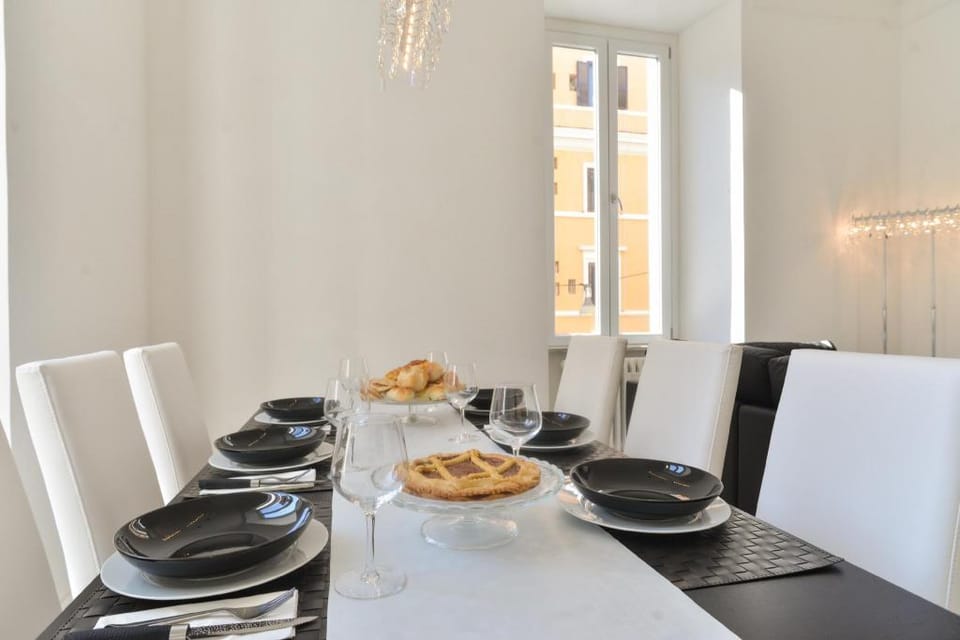 The Cozy Vatican Flat Apartment in Rome