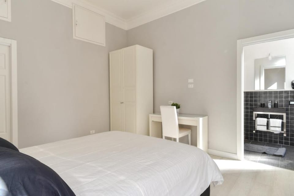 The Cozy Vatican Flat Apartment in Rome