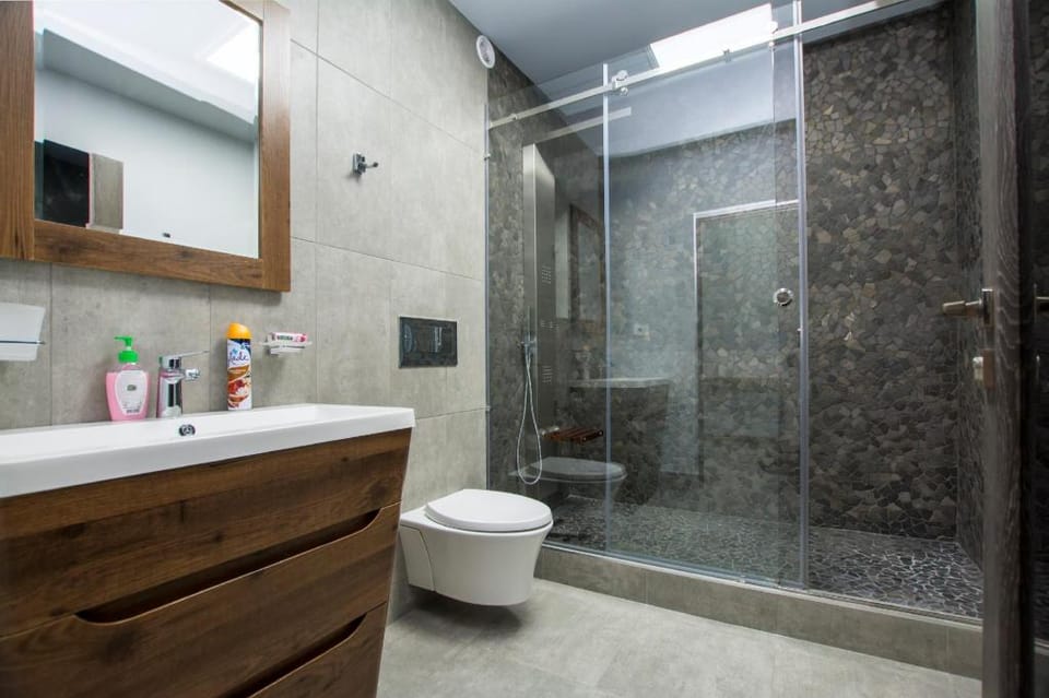 Elite Studio with Security and Concierge  Apartment in Yerevan