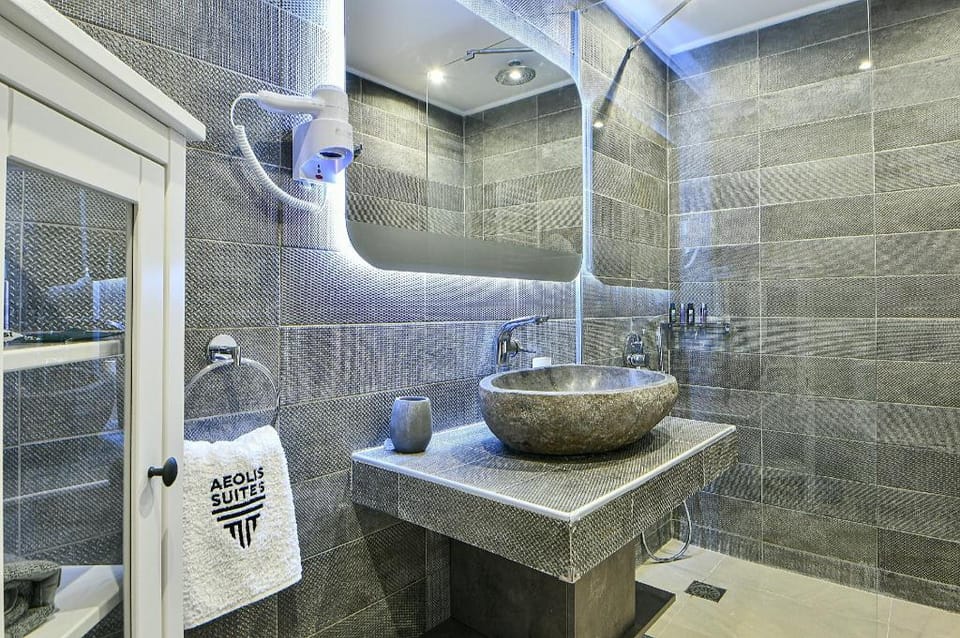AEOLIS SUITES , Ancient Athens at your window! Apartment in Athens