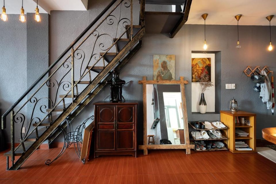 Majestic French Colonial Home in Heart of Saigon. Apartment in Ho Chi Minh City