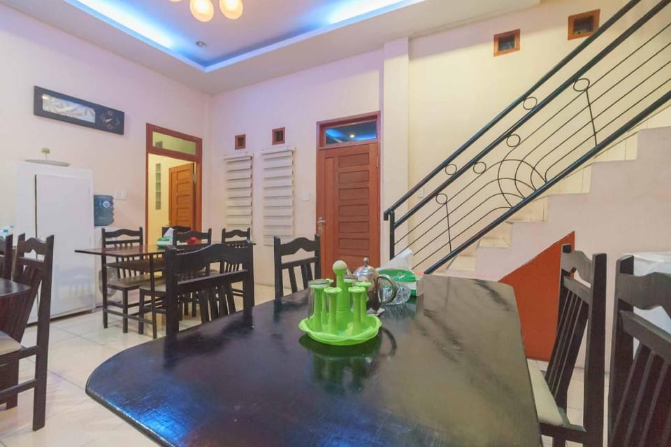 RedDoorz @ Haraito Tarutung Hotel in Indonesia