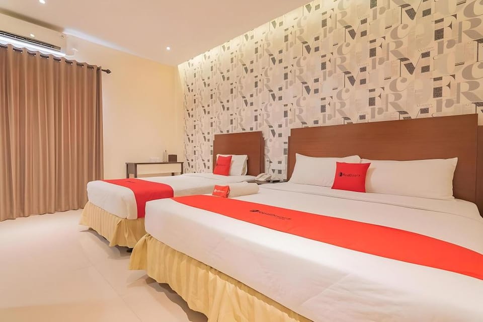 RedDoorz Plus @ Siradj Salman Samarinda Bed and Breakfast in Indonesia