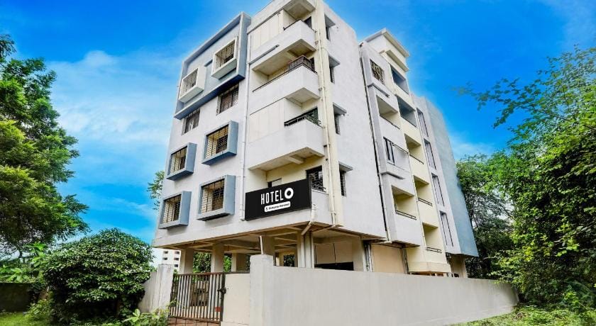 Hotel O Wardha Road Near Airport Hotel in Maharashtra
