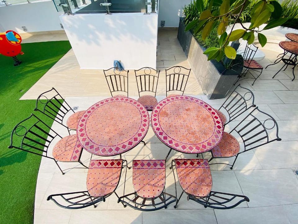 TBHOUSE - 3mins taxi to TSN airport, free gym&pool Apartment in Ho Chi Minh City