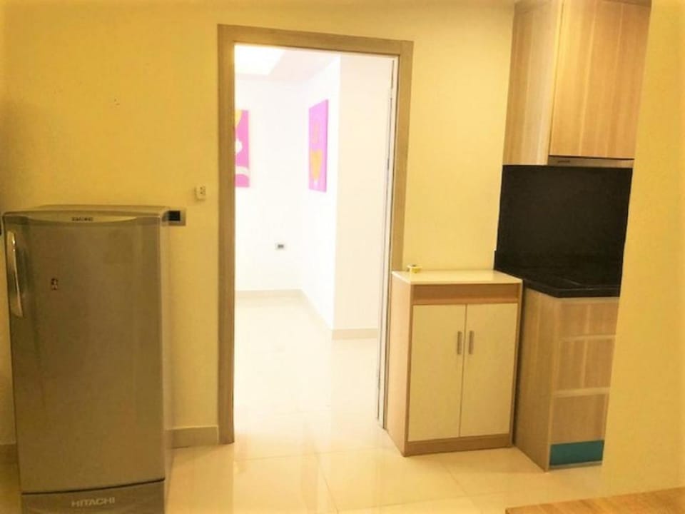 Laguna beach 1A  swimming pool views Pattaya Apartment in Pattaya City