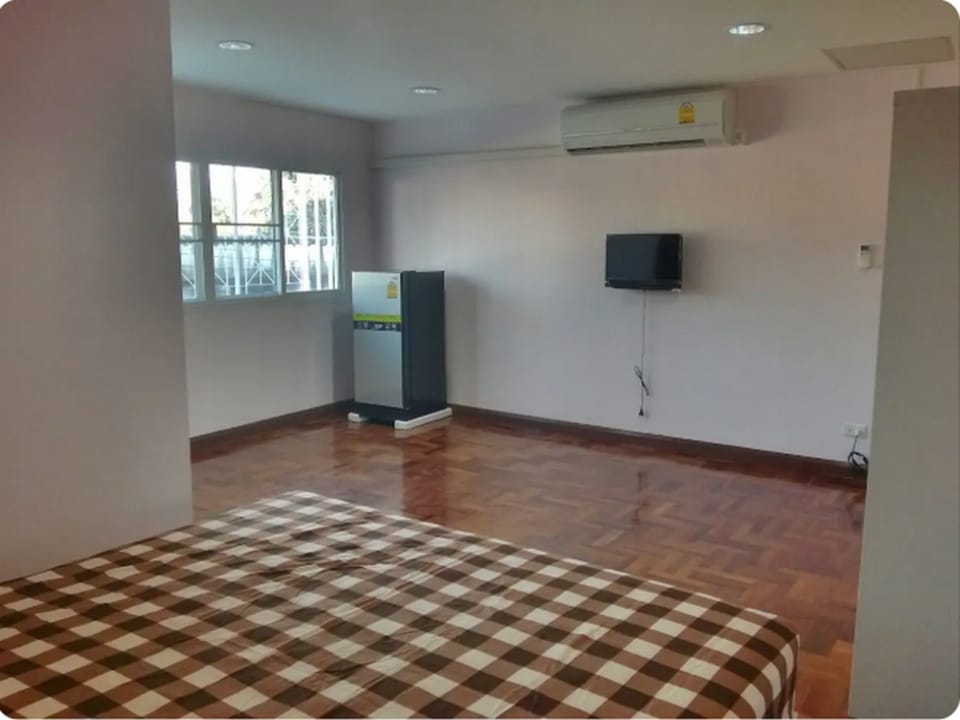 BaanYuSaBai Guest House in Bangkok Vacation rental in Bangkok